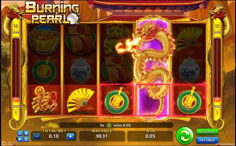 Gulungan Burning Pearl dengan naga emas menyemburkan api dan melebar memenuhi gulungan empat, serta tiga simbol liontin giok disorot untuk kemenangan 0,05