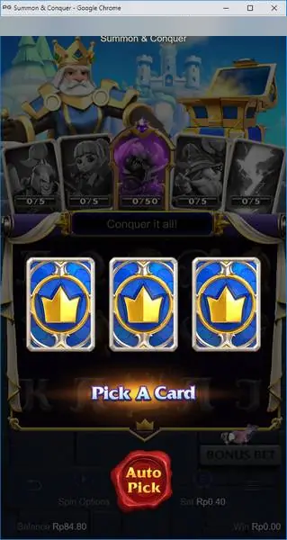 Tiga kartu biru tertutup bergambar mahkota emas dan tulisan Pick A Card, dengan tombol Auto Pick di bawahnya